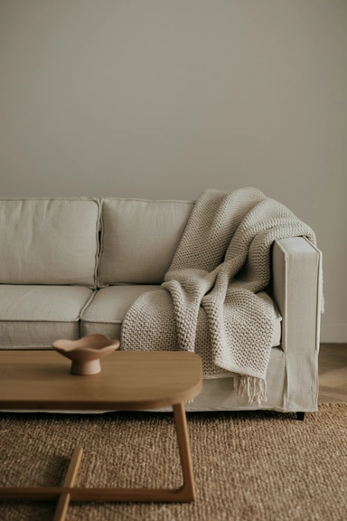 Balance Minimalism with Soft Texture