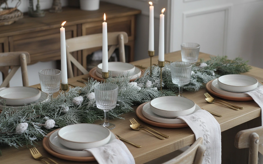 Flocked Greenery Rustic Christmas Dining Table