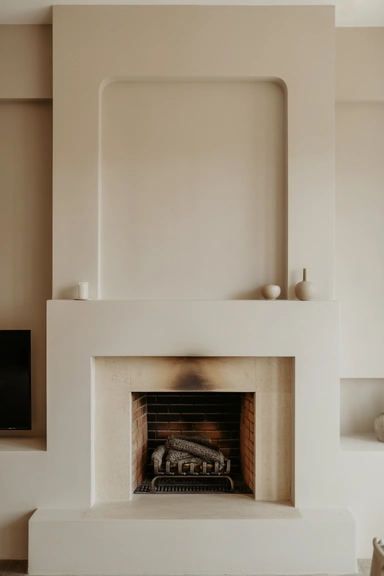 Avoid Crowding the Wall With Multiple Focal Points