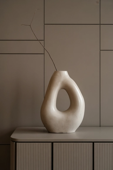 Organic-Shaped Vases That Soften Structured Layouts