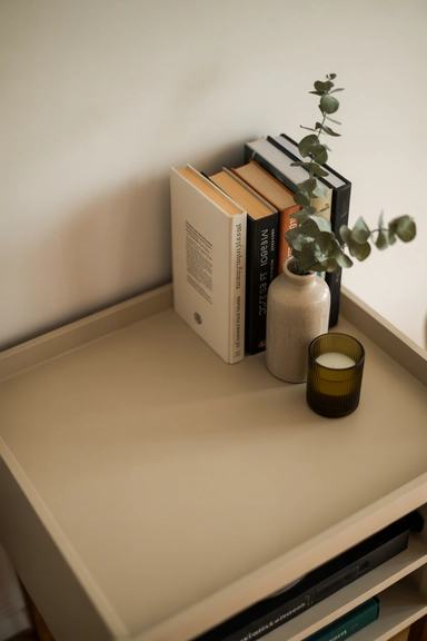 Keep the Table Surface Easy to Clear When Needed